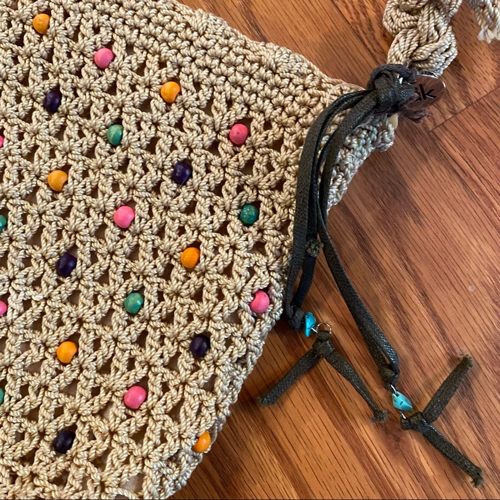 Vintage Y2K does 70’s Beaded Macrame Purse Boho Purse Wooden Bead Bag Crossbody - Picture 4 of 15